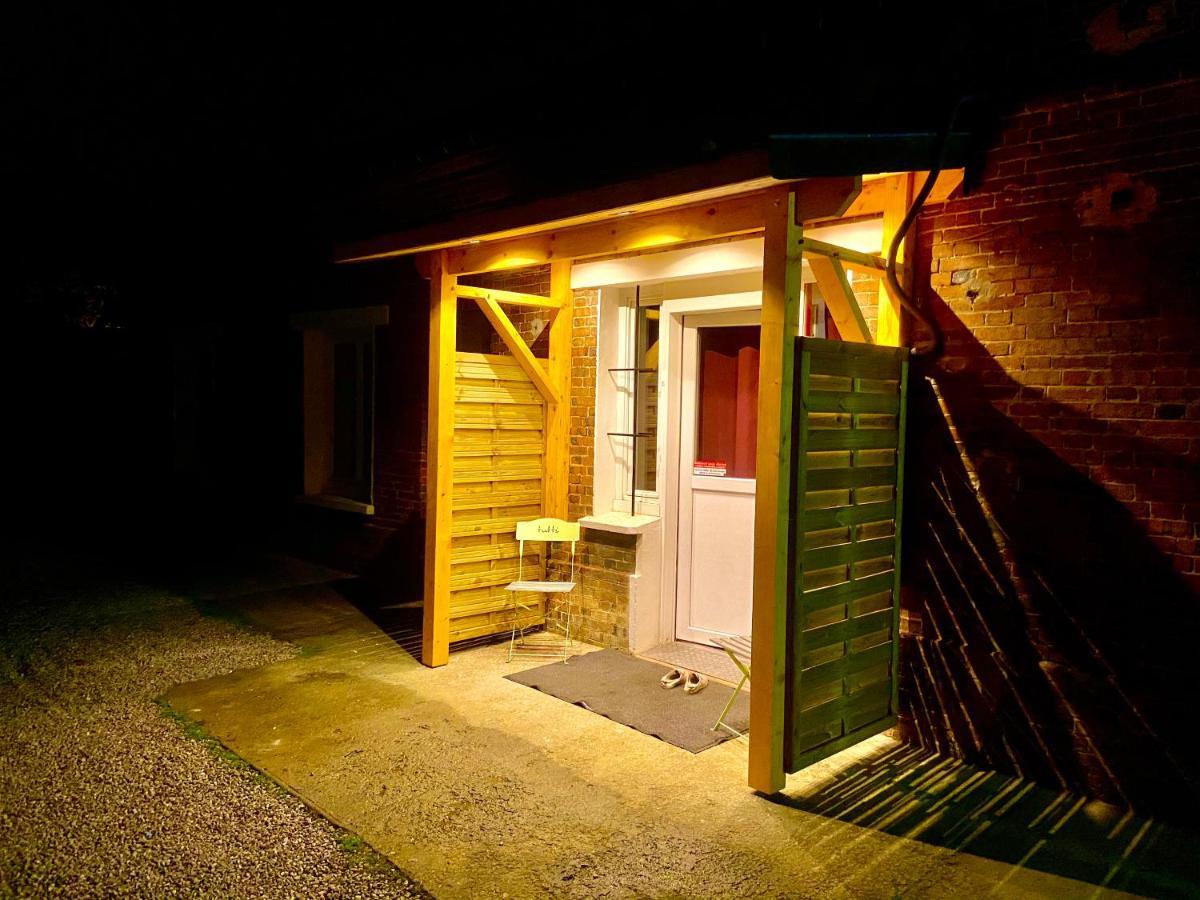Suite Avec Jacuzzi Et Sauna Privee Эврё Экстерьер фото